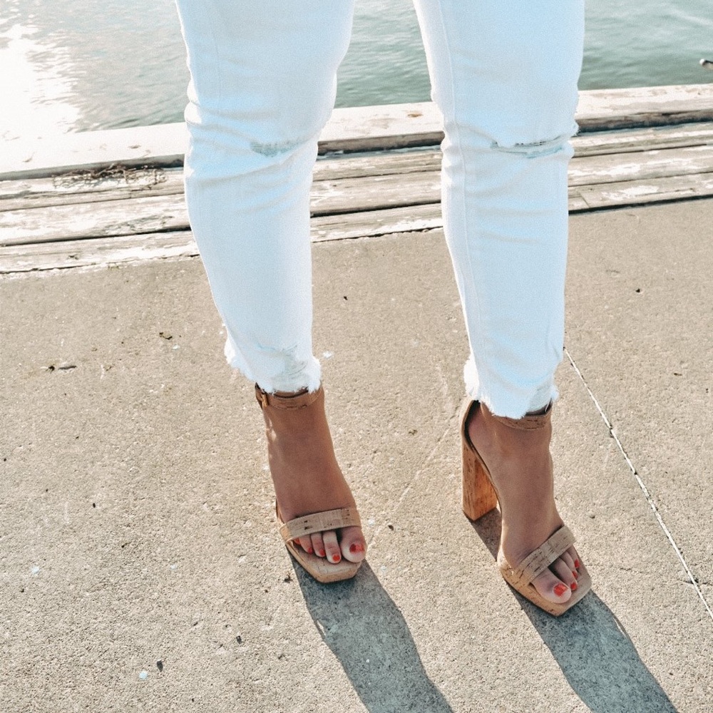 High Rise White Distressed Jeans - Picture 3 of 4